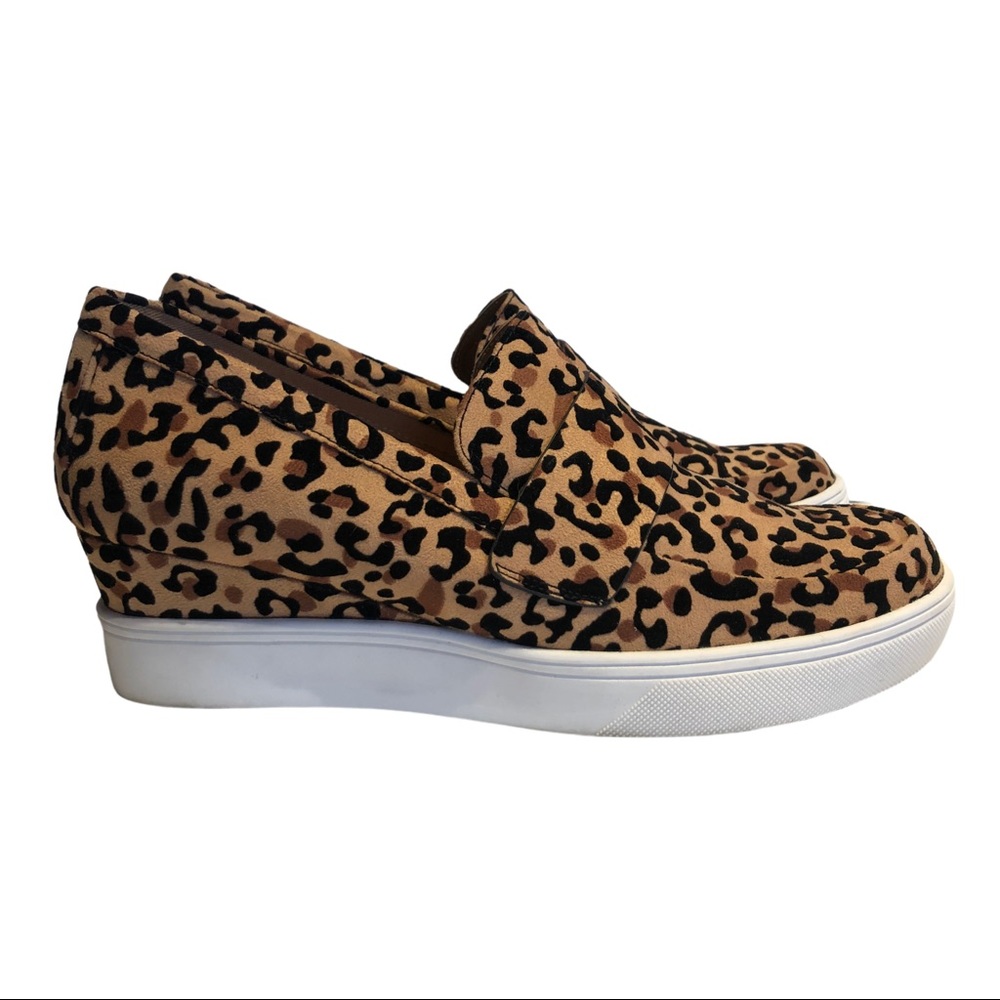 New MIA Jena Slip On Hidden 2” Wedge Jaguar Leopard Print Fabric  2” Size 9.5